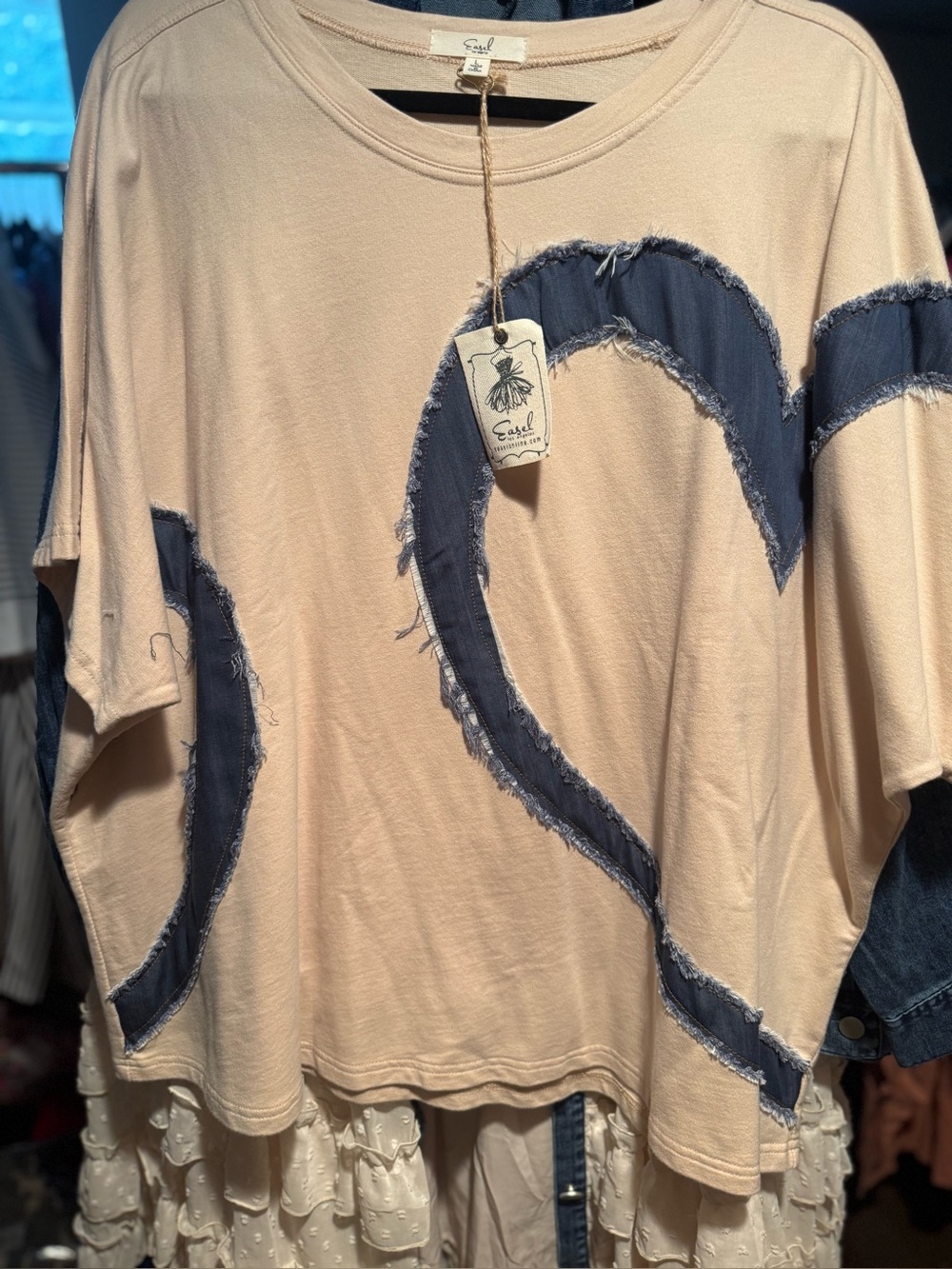 easel Beige Tee with Frayed Navy Heart Details